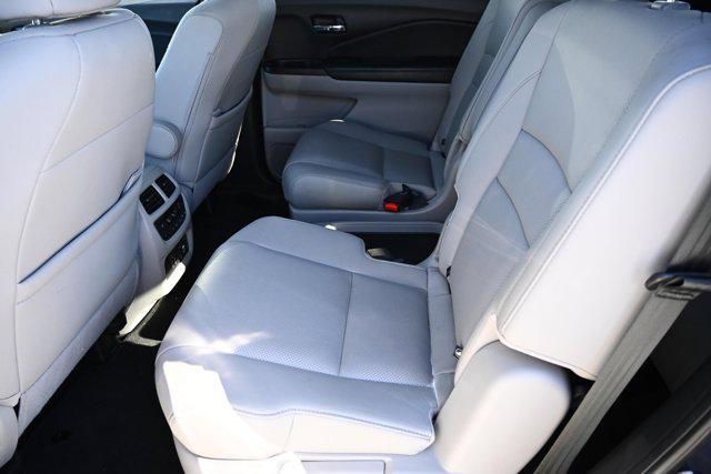 used 2020 Honda Pilot car, priced at $27,988