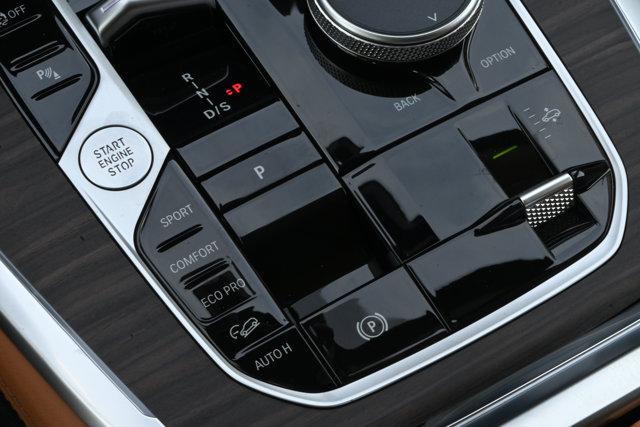 new 2026 BMW X7 car, priced at $93,910