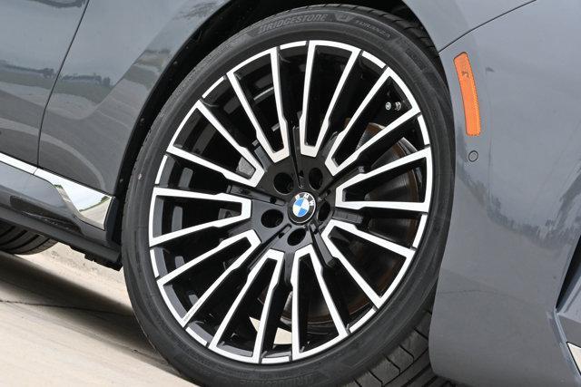 new 2026 BMW i7 car, priced at $114,090