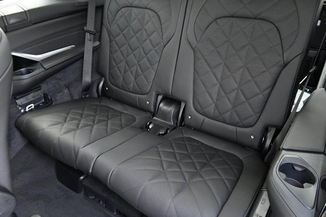 new 2026 BMW X7 car, priced at $97,290
