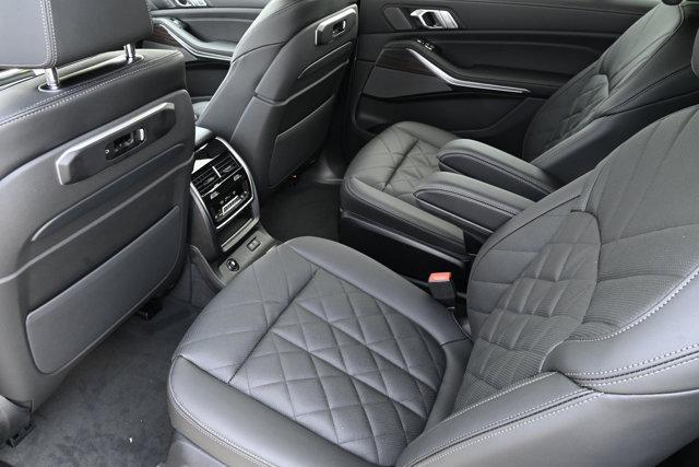 new 2026 BMW X7 car, priced at $97,290
