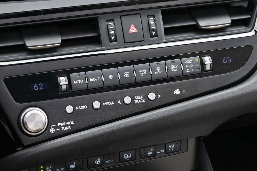 used 2025 Lexus ES 350 car, priced at $51,213