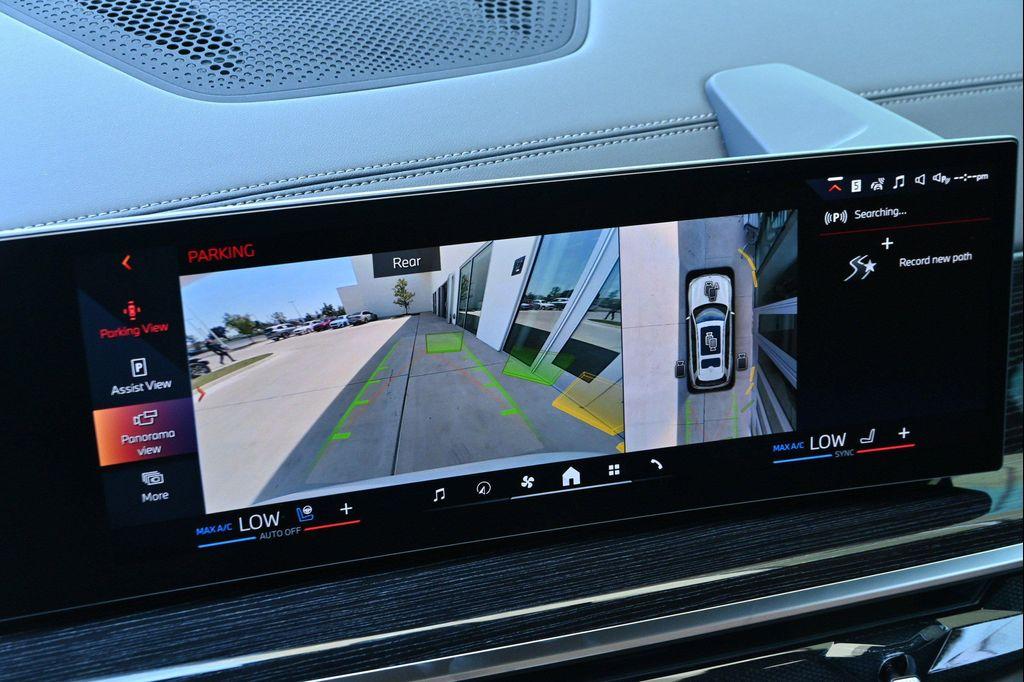 new 2027 BMW X7 car, priced at $101,652