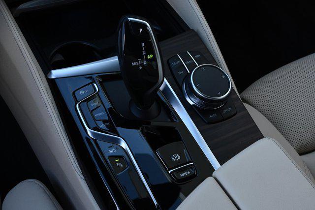 2022 Bluestone Metallic BMW 530e