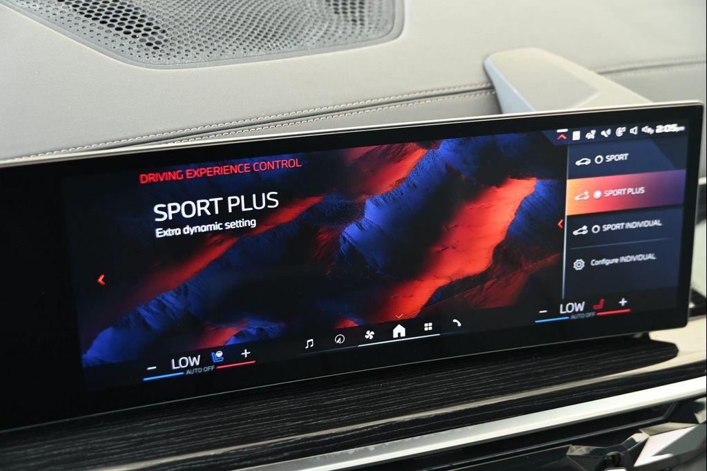 BMW X7 view 35