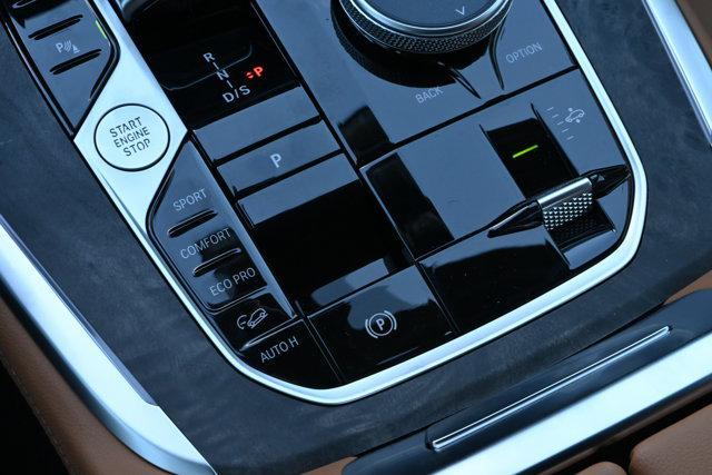 new 2026 BMW X7 car, priced at $98,610