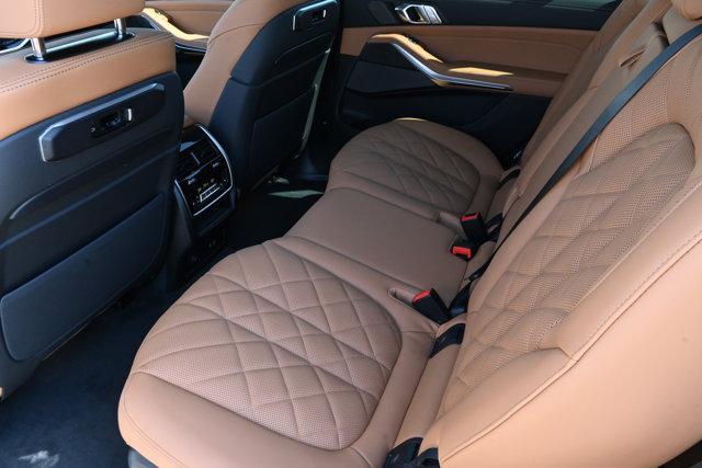 new 2026 BMW X7 car, priced at $98,610
