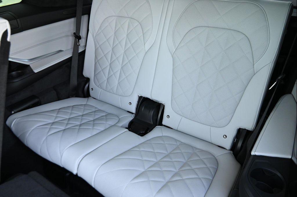 new 2026 BMW X7 car, priced at $99,857