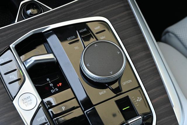 new 2026 BMW X7 car, priced at $98,635