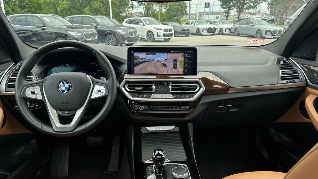 BMW X3 view 30
