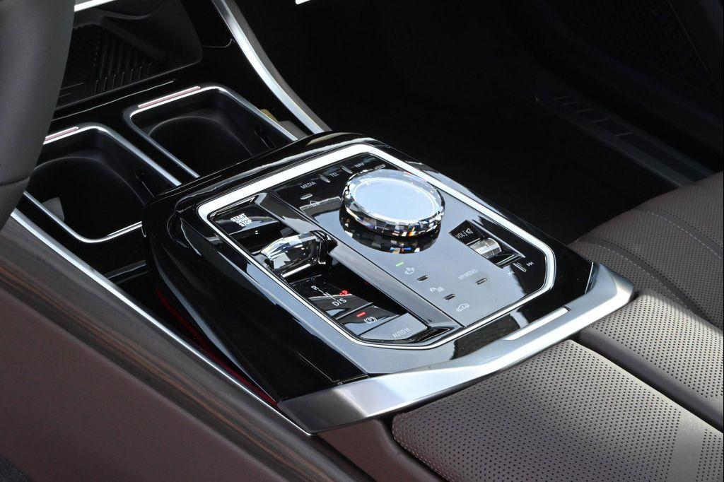 new 2026 BMW 760 car, priced at $141,722