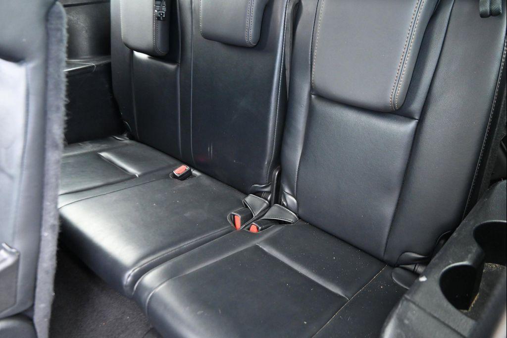 used 2014 Toyota Highlander car, priced at $19,213