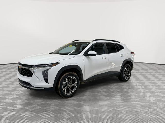 used 2025 Chevrolet Trax car, priced at $22,997