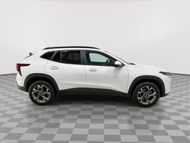 used 2025 Chevrolet Trax car, priced at $22,997