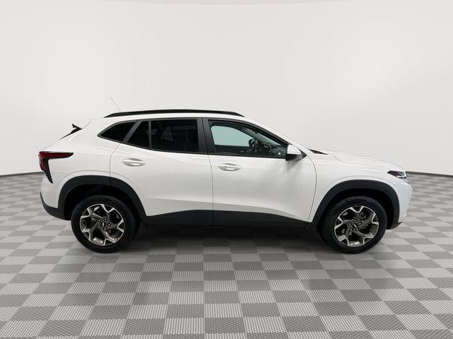 used 2025 Chevrolet Trax car, priced at $22,997