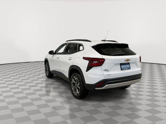 used 2025 Chevrolet Trax car, priced at $22,997