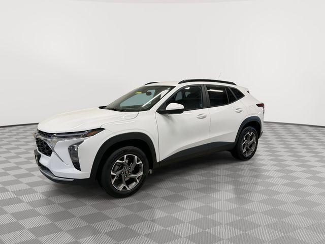 used 2025 Chevrolet Trax car, priced at $22,997