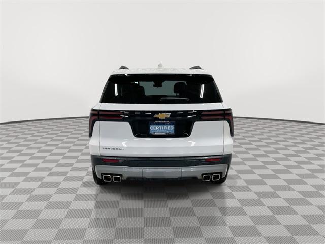 used 2025 Chevrolet Traverse car, priced at $33,239