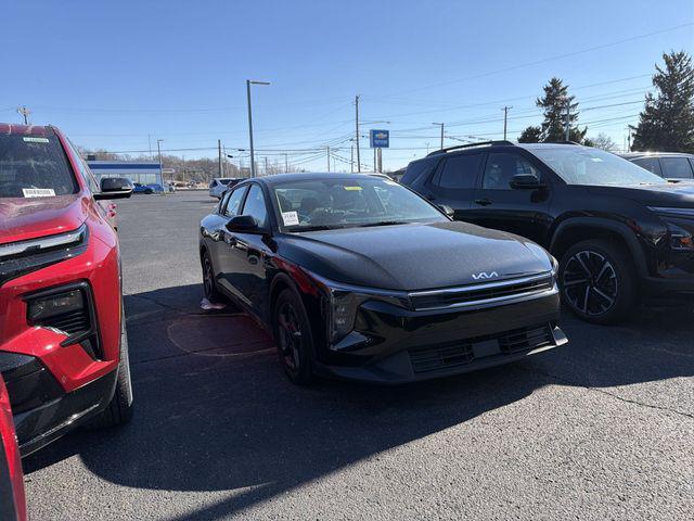 used 2025 Kia K4 car, priced at $22,497