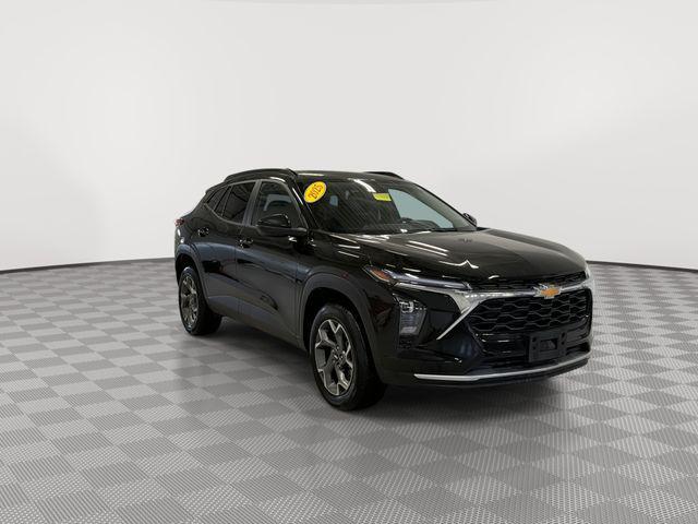 used 2025 Chevrolet Trax car, priced at $22,997