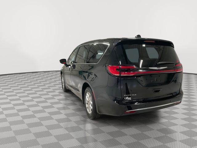 used 2024 Chrysler Pacifica car, priced at $26,988