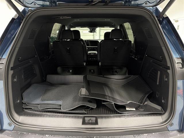 new 2026 Chevrolet Traverse car, priced at $46,984
