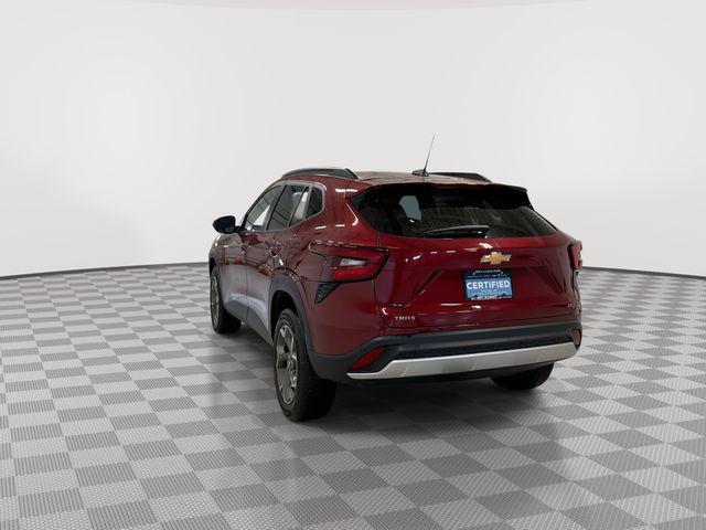 used 2025 Chevrolet Trax car, priced at $22,997