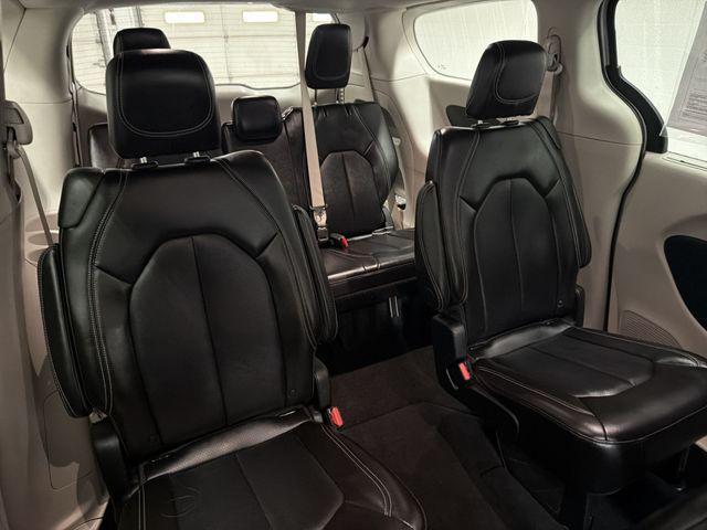 used 2024 Chrysler Pacifica car, priced at $27,988