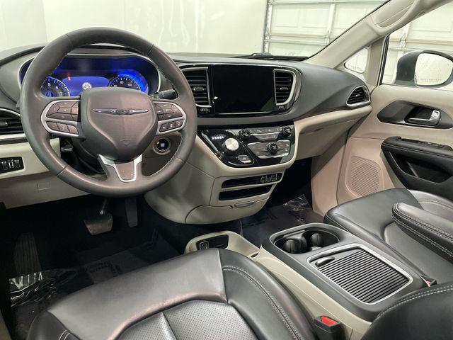 used 2024 Chrysler Pacifica car, priced at $27,988
