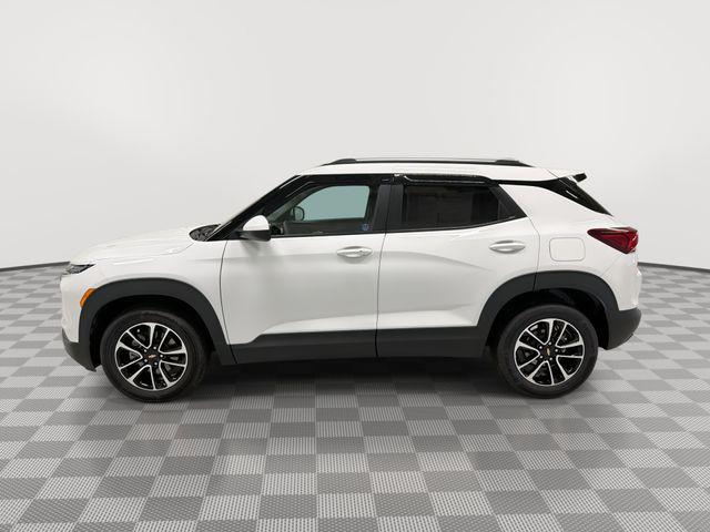 used 2024 Chevrolet TrailBlazer car, priced at $23,205