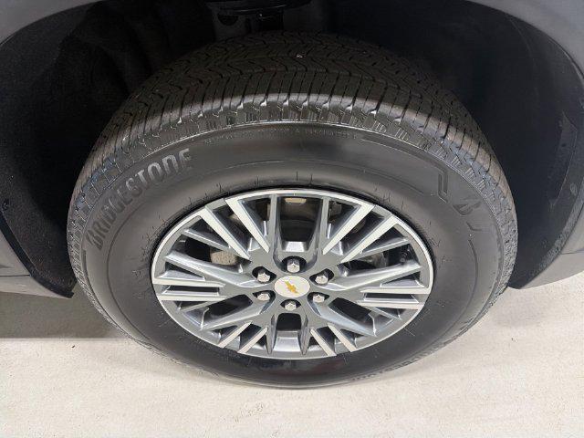 used 2026 Chevrolet Traverse car, priced at $38,026