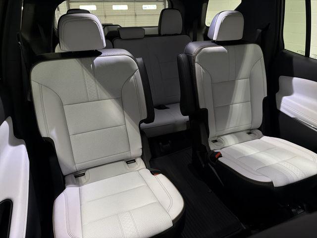 new 2026 Chevrolet Traverse car, priced at $58,709