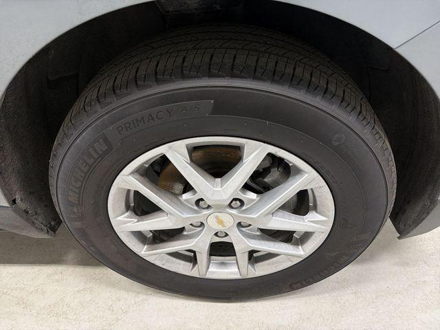 used 2024 Chevrolet Equinox car, priced at $21,544