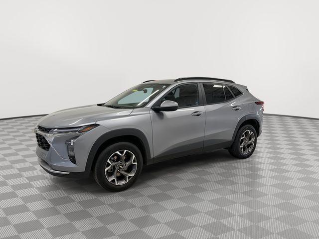 used 2025 Chevrolet Trax car, priced at $22,997