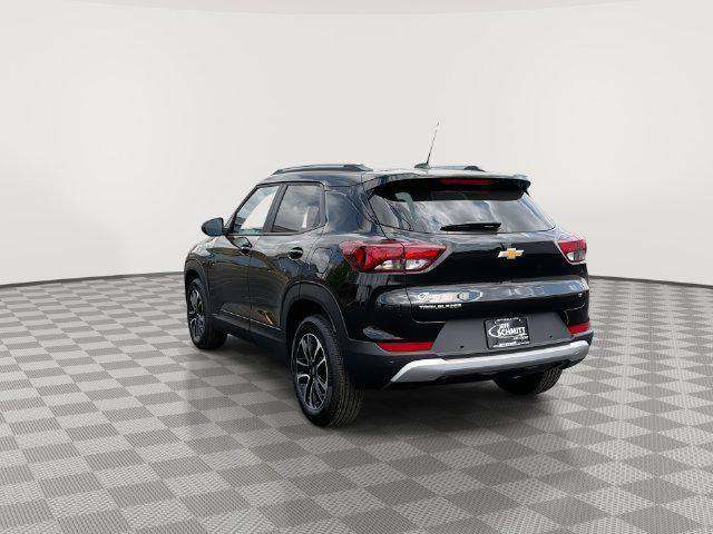 new 2026 Chevrolet TrailBlazer car, priced at $25,977