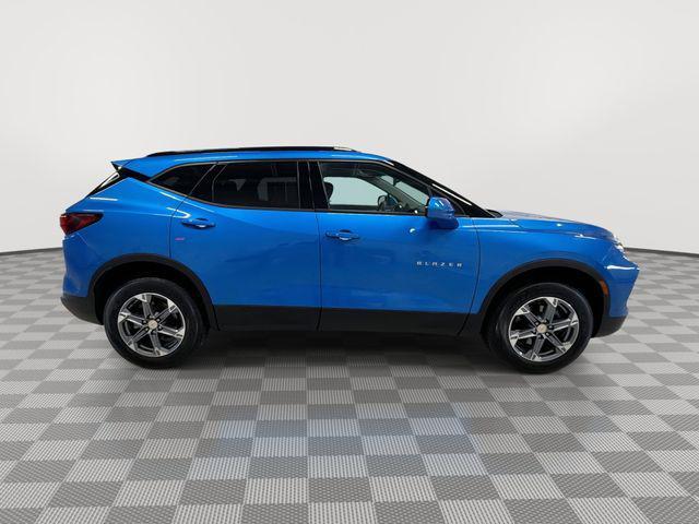 used 2024 Chevrolet Blazer car, priced at $30,292