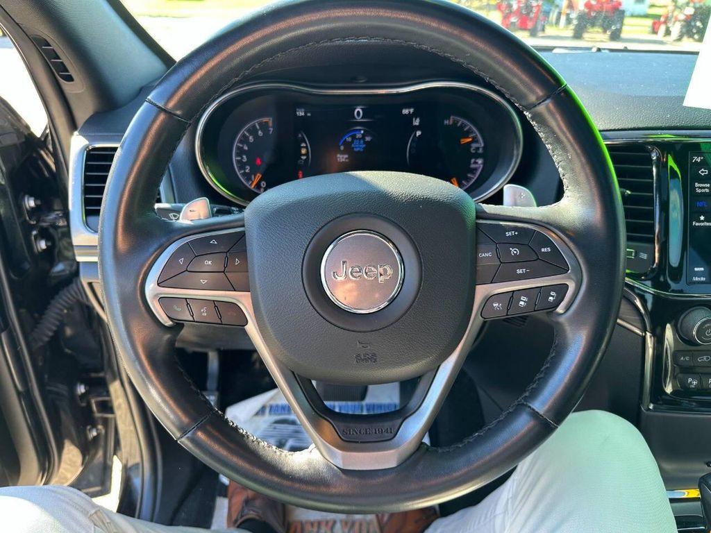 used 2022 Jeep Grand Cherokee car, priced at $27,995