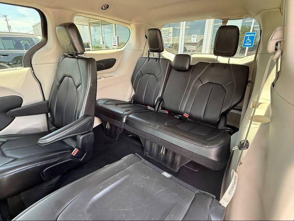used 2024 Chrysler Pacifica car, priced at $26,775