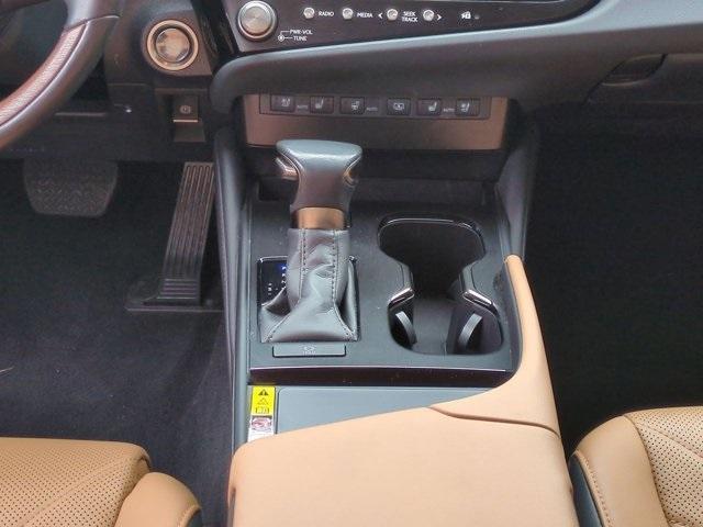 used 2024 Lexus ES 350 car, priced at $46,372