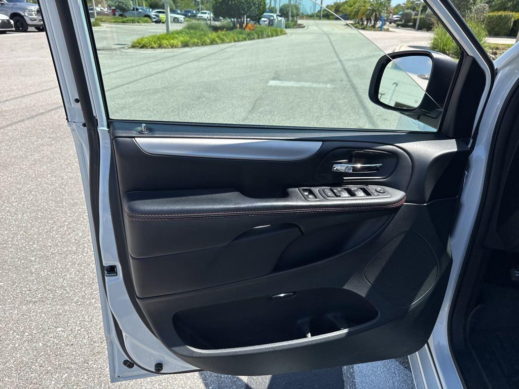 used 2016 Dodge Grand Caravan car, priced at $11,460