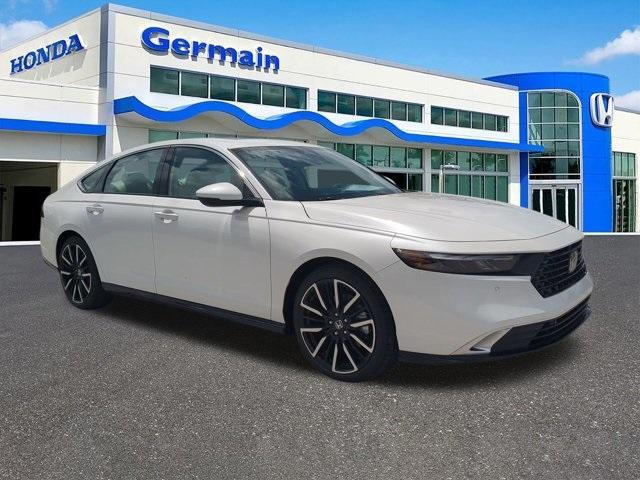 new 2025 Honda Accord Hybrid car, priced at $40,950