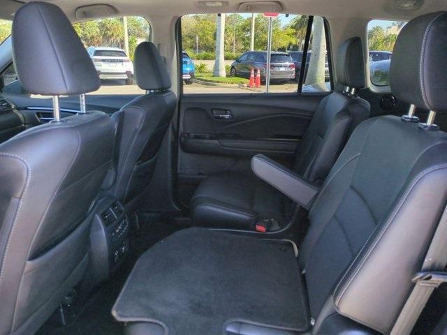 used 2022 Honda Pilot car, priced at $32,795