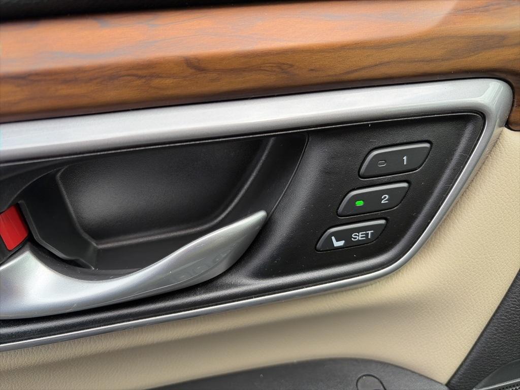 used 2017 Honda CR-V car, priced at $16,995