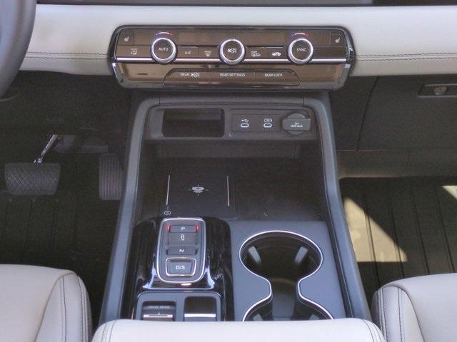 new 2026 Honda Pilot car, priced at $45,836