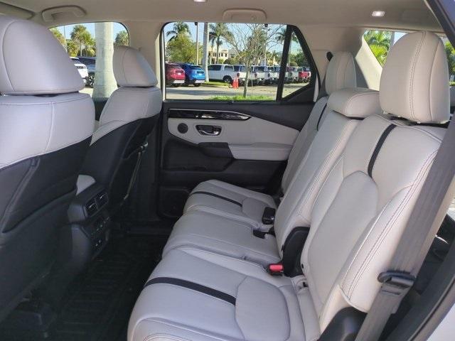 new 2026 Honda Pilot car, priced at $45,836