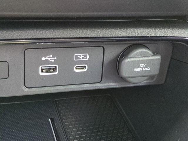 new 2026 Honda CR-V Hybrid car, priced at $38,712