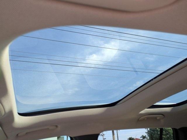 used 2023 Mercedes-Benz GLB 250 car, priced at $31,800