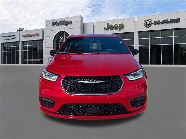 new 2026 Chrysler Pacifica car, priced at $44,035