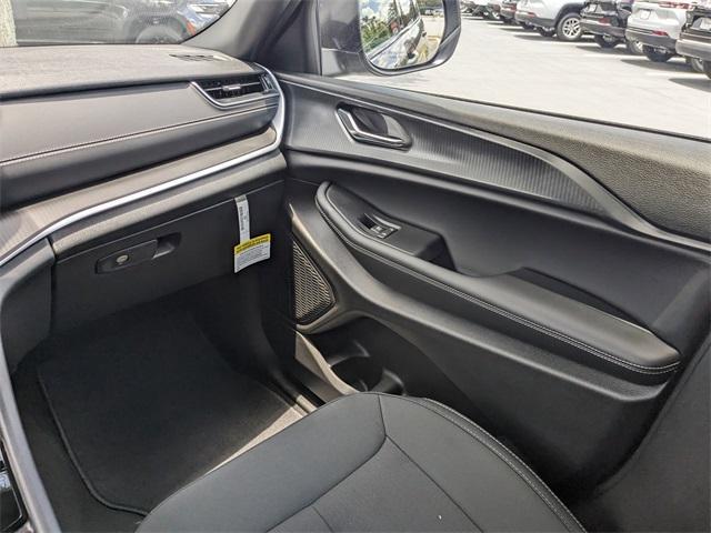 new 2025 Jeep Grand Cherokee L car, priced at $36,251