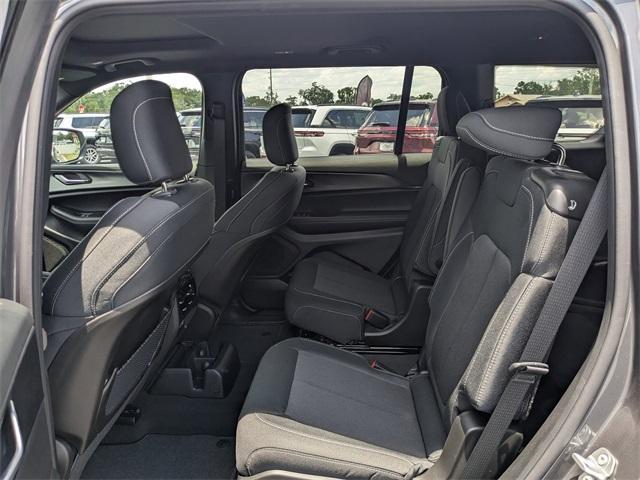 new 2025 Jeep Grand Cherokee L car, priced at $36,251